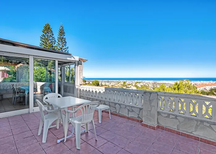 וילה Nicoll דניה