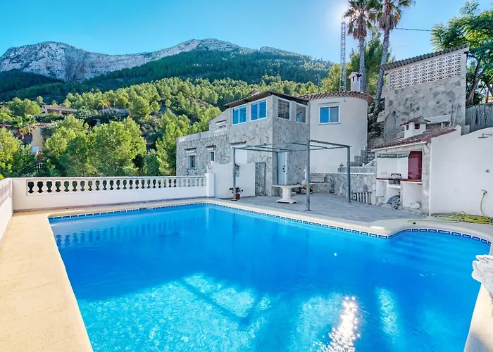 וילה Nicoll דניה